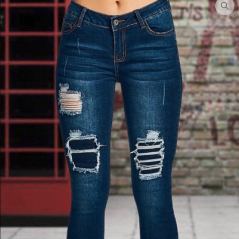 Dark wash patch jeans